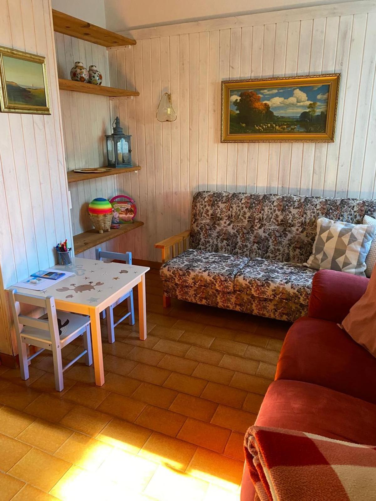Villa La Casa Del Nonno Franco Colico Esterno foto
